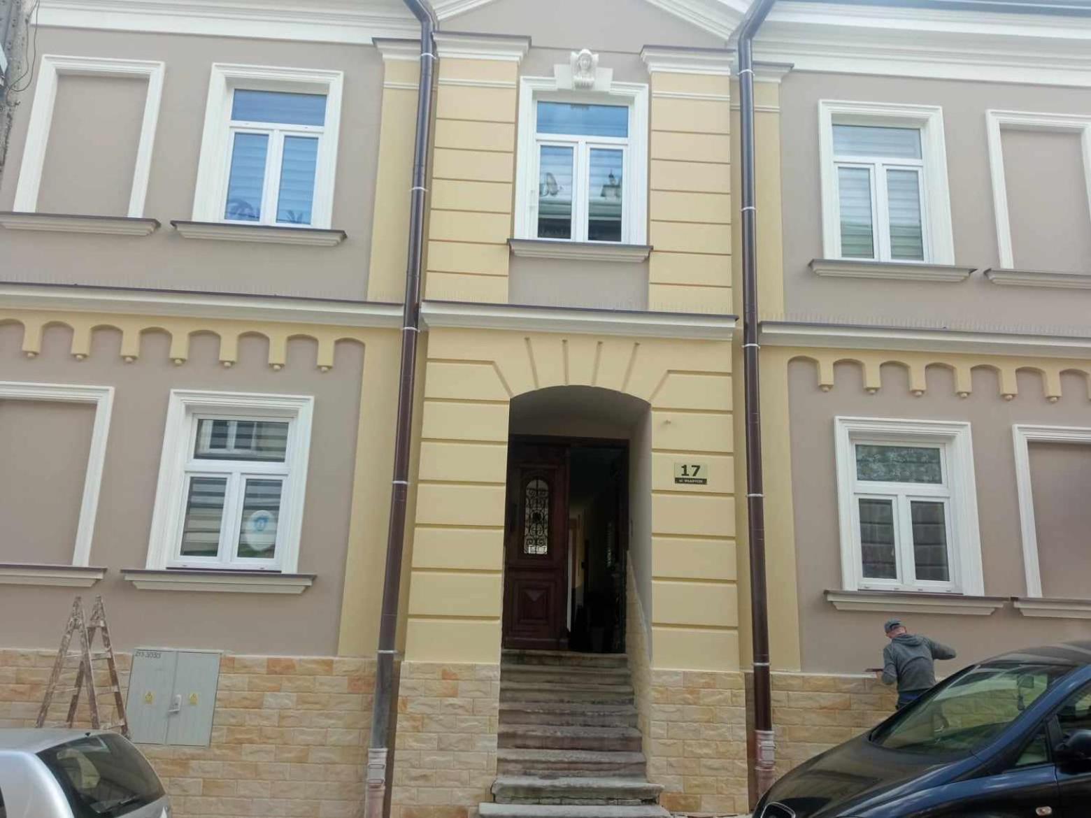 Rafaelo Wladycze 17/4 *